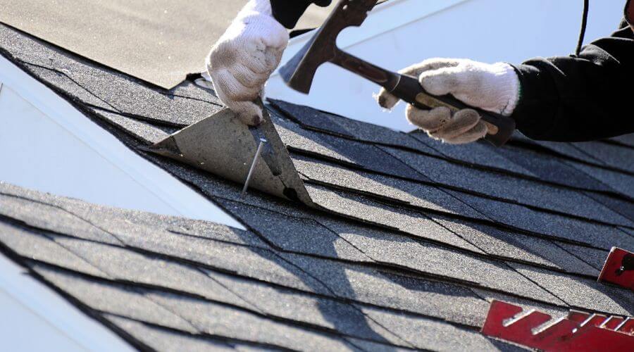 Professional residential roofers in Kirkland, IL